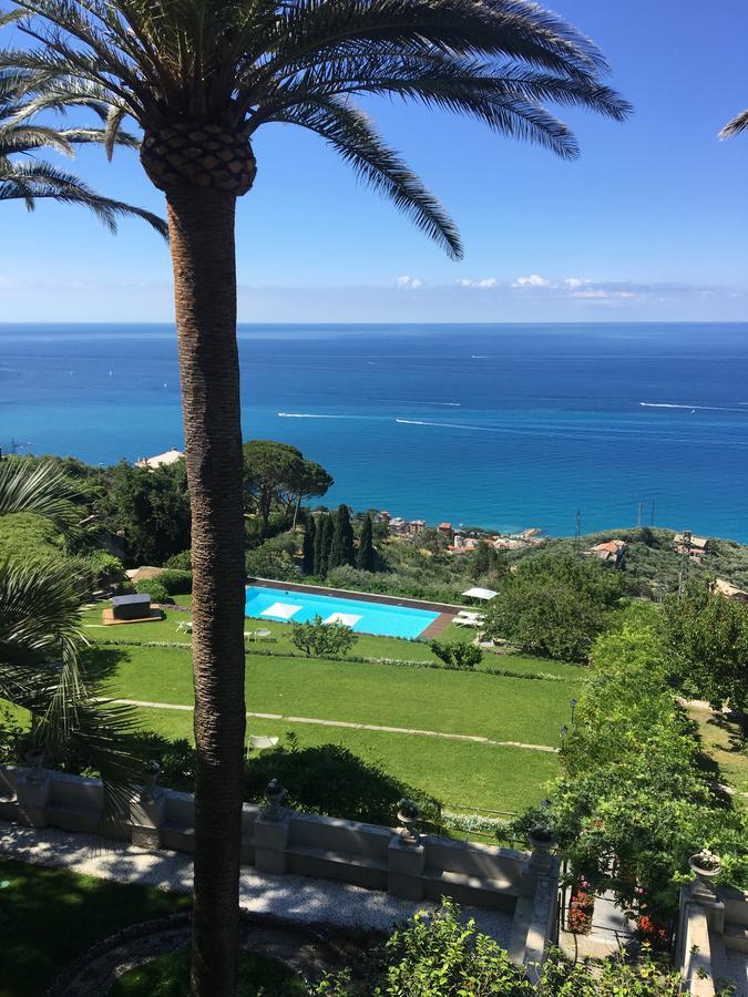 Villa Riviera Resort Lavagna Exterior foto